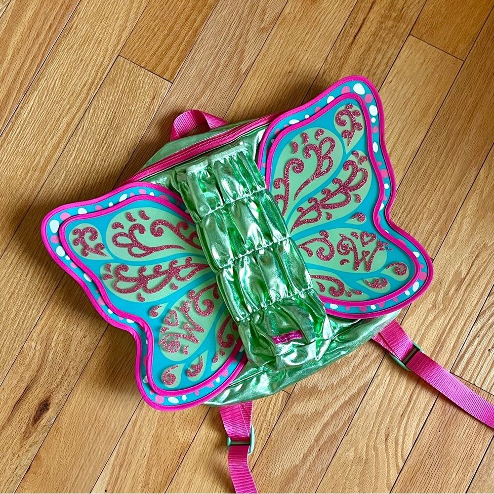 American Girl WellieWishers Flutter Wings Doll Carrier Pink and Green - Picture 13 of 13